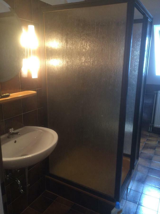 Dg Rechts 108A 2 Zimmer Apartment Dachgeschoss Holzminden Dış mekan fotoğraf